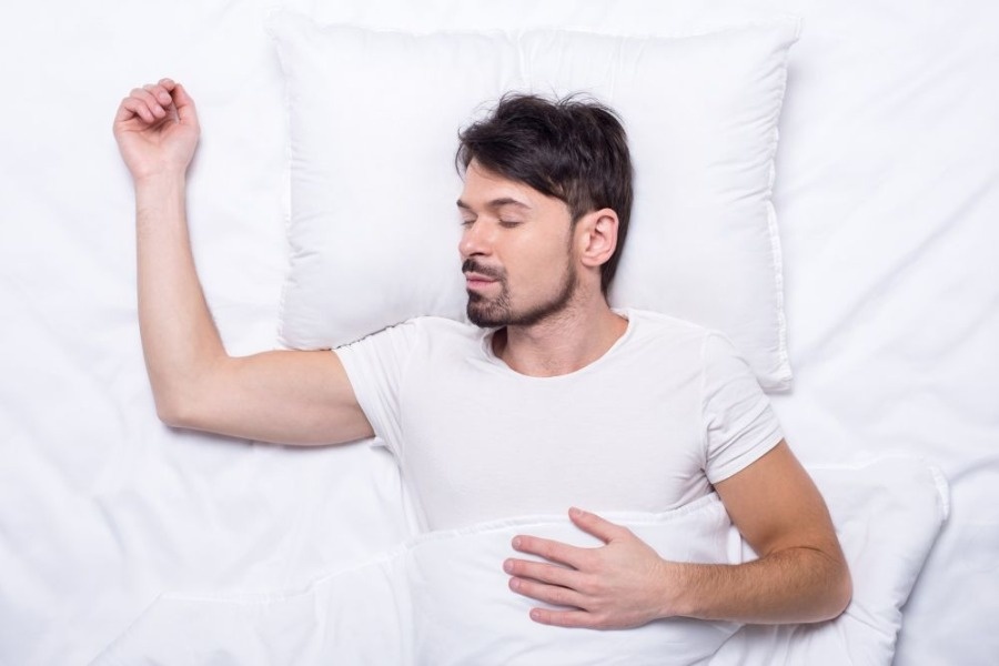 بعد کاشت ابرو چطور بخوابیم؟