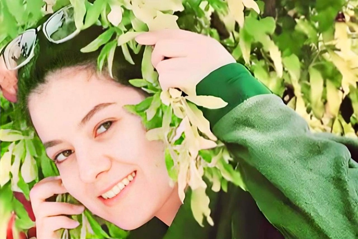 خورشید آقاخانی