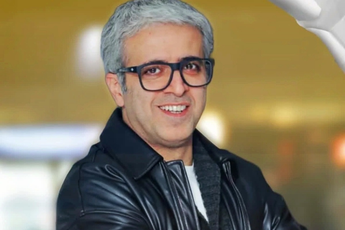 ایوب آقاخانی