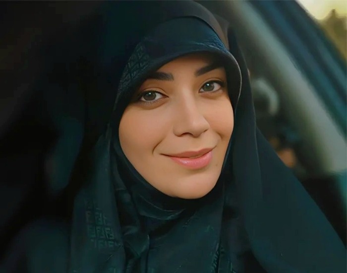 الهام چرخنده