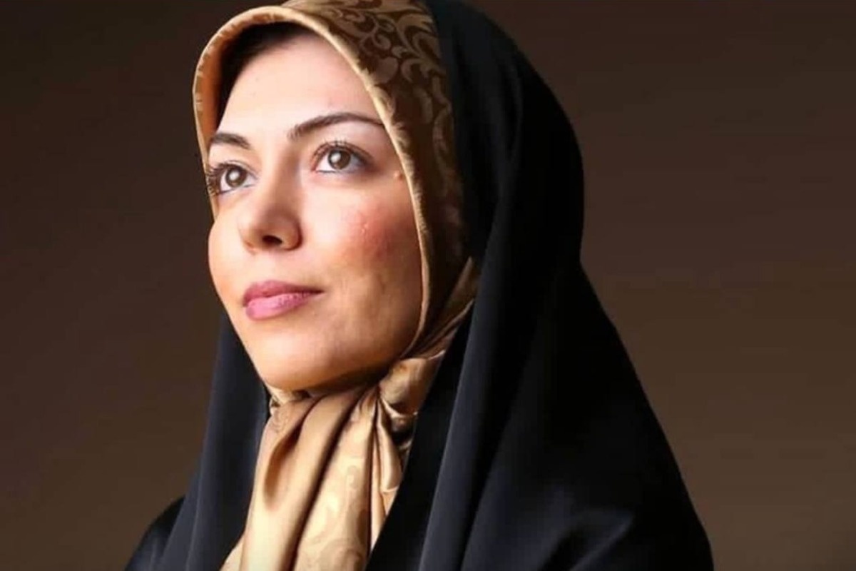 آزاده نامداری