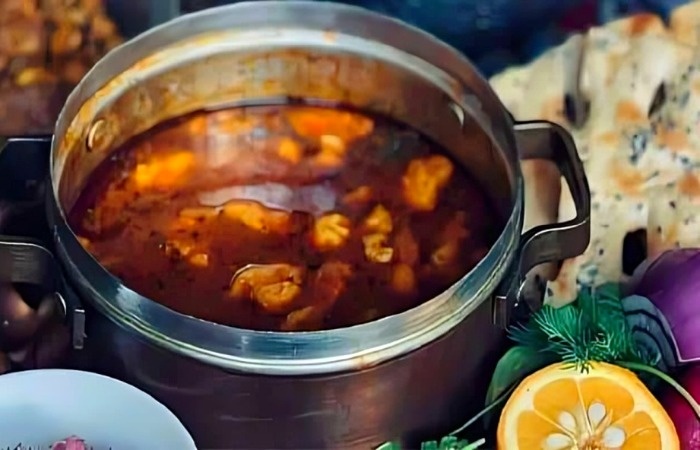 طرز تهیه شوربا به روش سنتی؛ انواع شوربا با مرغ و بدون گوشت