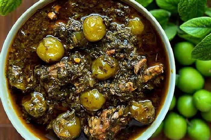 خورش آلوچه مجلسی