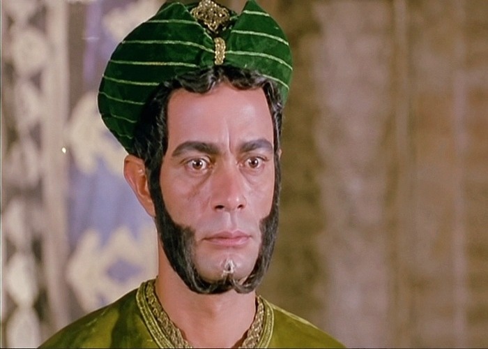 چنگیز وثوقی در بوعلی سینا