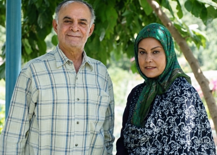 سیروس گرجستانی کنار مهرانه مهین ترابی