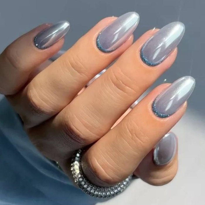 ناخن کروم آبی