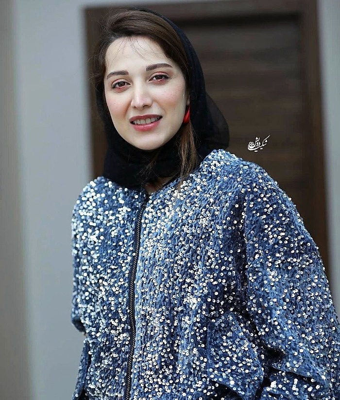 روشنک گرامی اینستا