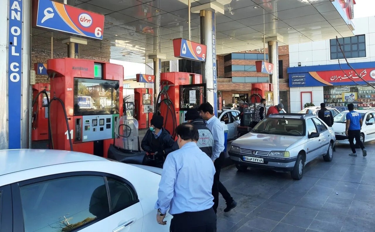 جایگاه بنزین