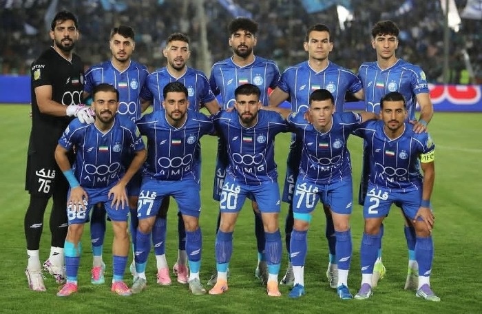 حبیب فرعباسی دروازه بان در جمع تیم استقلال