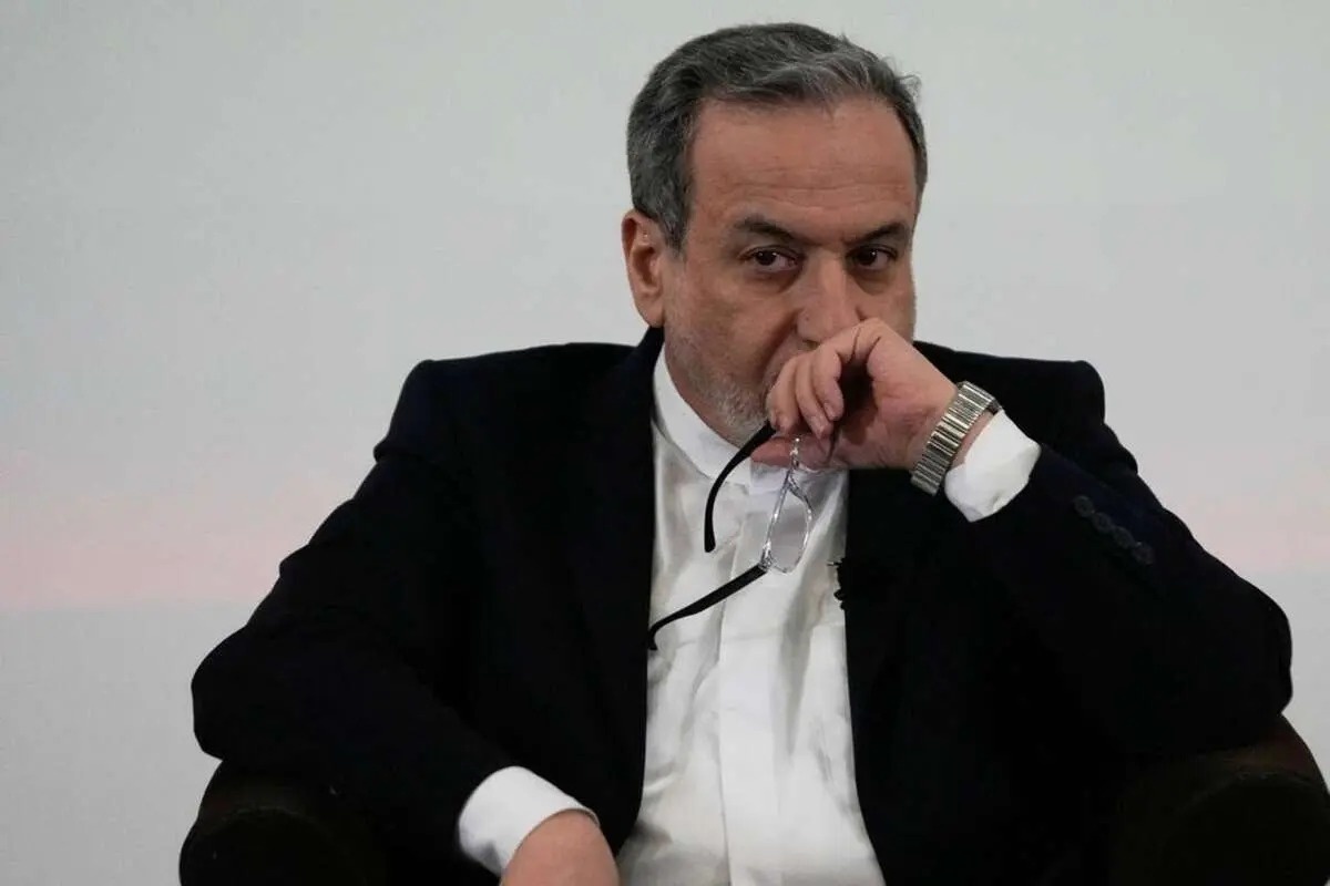 مراسم خاکسپاری خواهر عراقچی