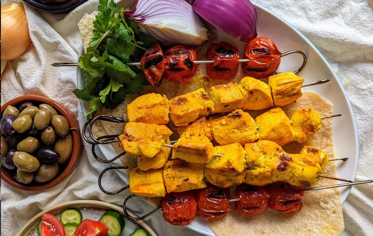طرز تهیه سسی که جوجه رو چند برابر خوشمزه تر میکنه