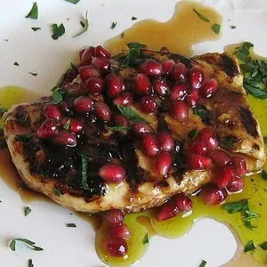 استیک مرغ با سس انار