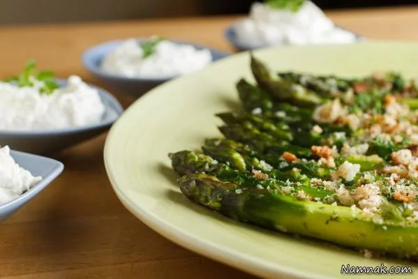 مارچوبه با سیر تازه و ترب کوهی