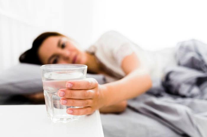 مصرف آب قبل از خواب