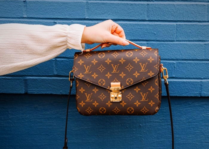 مدل کیف با مانتو بلند