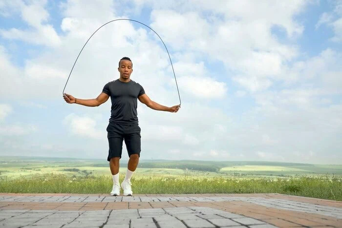 بهترین روش طناب زدن برای لاغری طناب لاغری