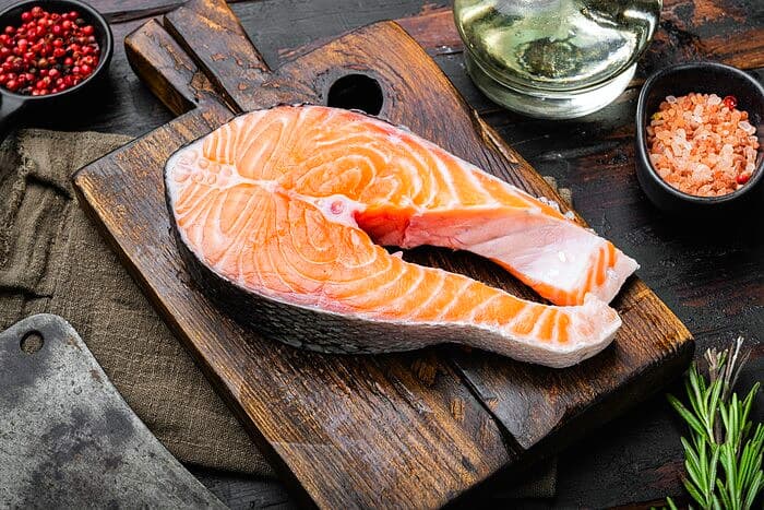 رنگ ماهی سالمون