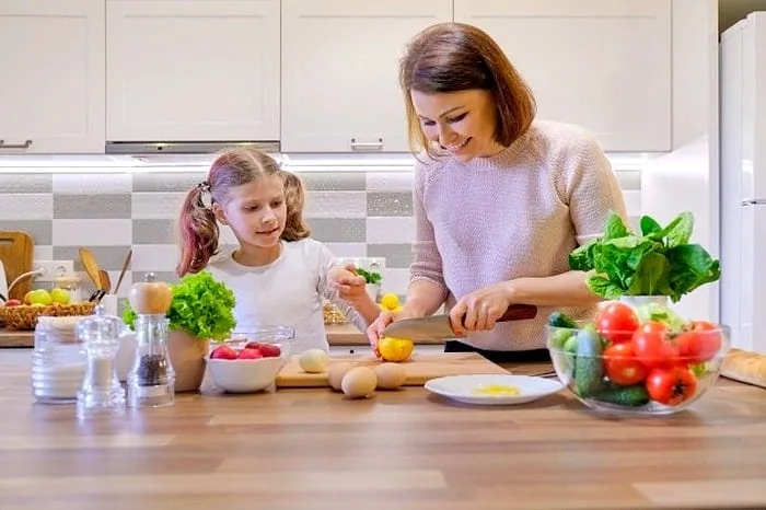 غذا برای دختران