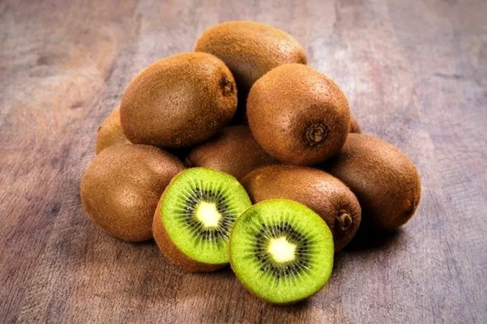 کیوی برای مو 