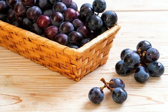 انگور برای یبوست