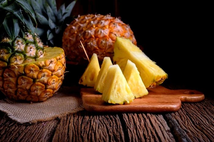 عوارض جانبی میوه آناناس