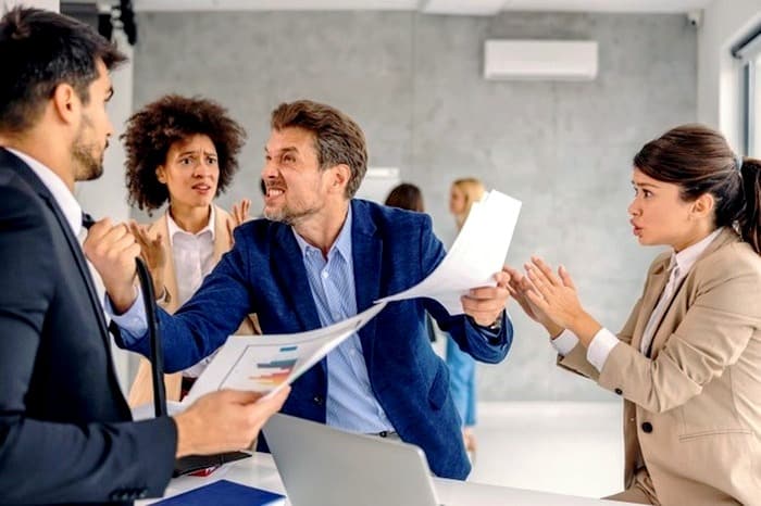 عصبانیت بعد غذا