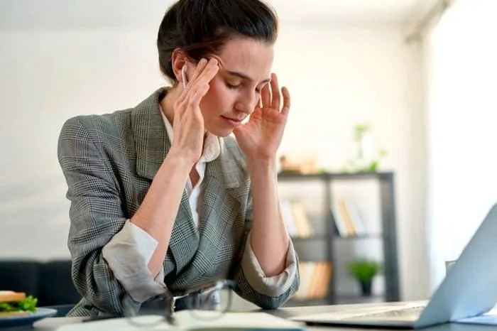 علت خواب آلودگی بعد ناهار خواب آلودگی بعد ناهار