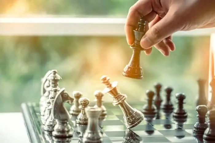 فواید و اثرات شگفت انگیز شطرنج آن روی کودکان و بزرگسالان