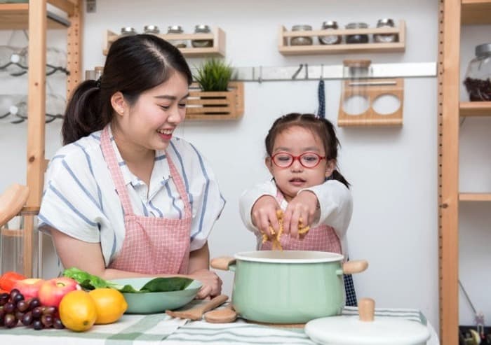 یادگیری آشپزی در کودکان