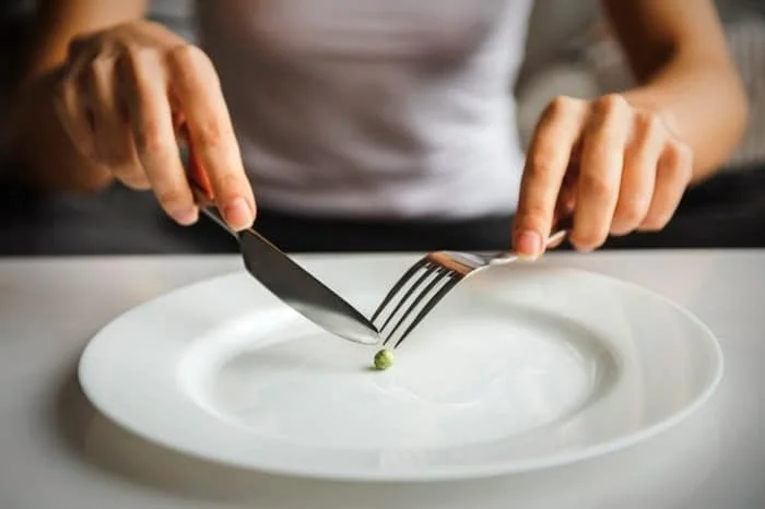میزان خوردن غذاها برای کاهش وزن کم خوردن غذا برای لاغری