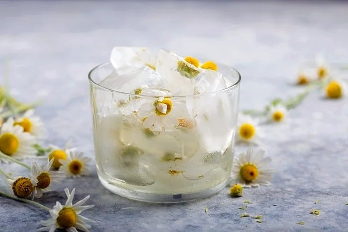 یخ برای پوست