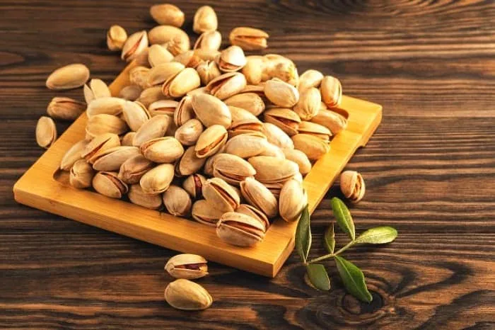 پسته خشک
