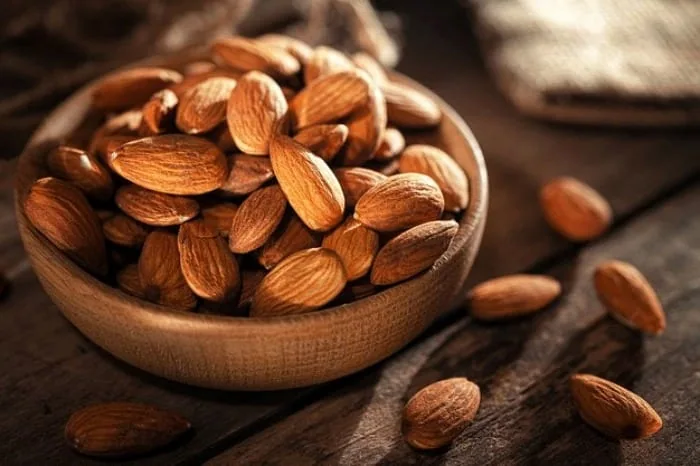 ارزش غذایی بادام