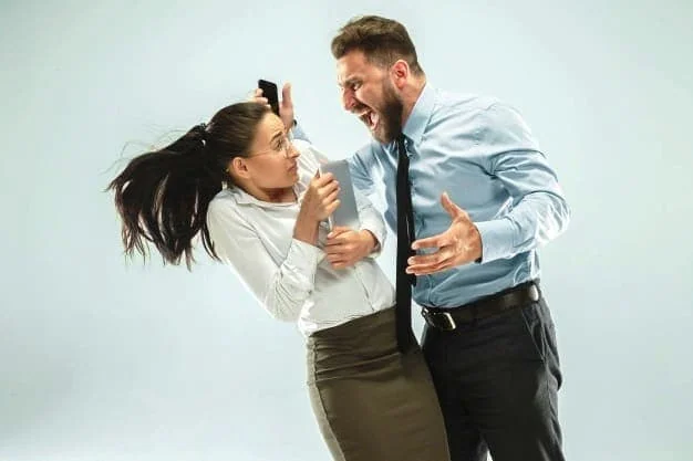 برخورد با تهدید