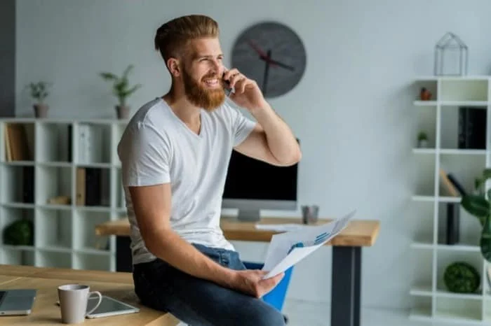 استفاده از تلفن همراه در محل کار