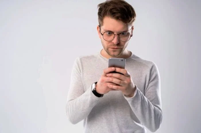 گوشی تلفن همراه