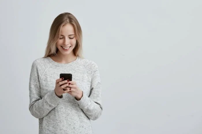 اعتیاد به گوشی موبایل