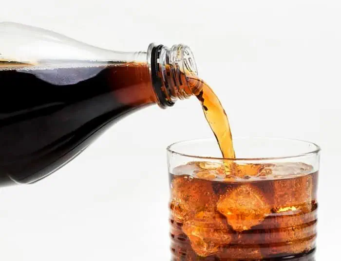 مضرات و عوارض نوشابه