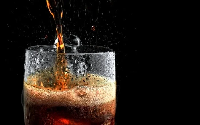 چاقی با نوشابه