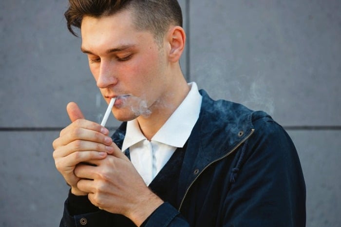 رفتار با نوجوان سیگاری