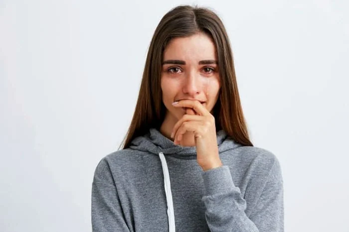 دلیل گریه خانم ها
