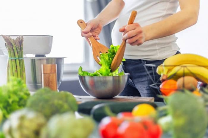 برای داشتن نوزاد باهوش در بارداری چه کارهایی انجام دهیم؟ رژیم غذایی متنوع
