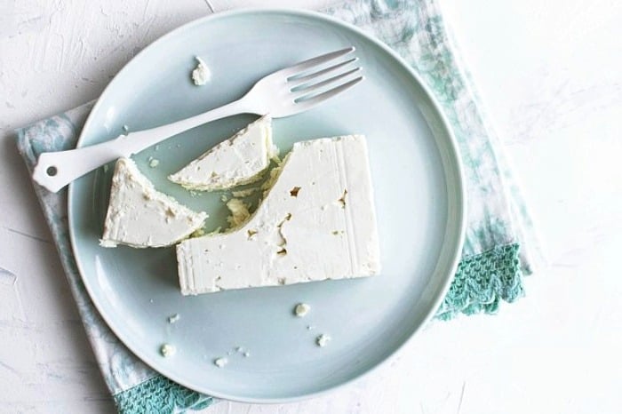 خطری پنهان در پس خوردن هر روز پنیر