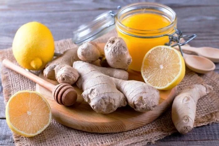 دتوکس واتر زنجبیل لیمو و زنجبیل
