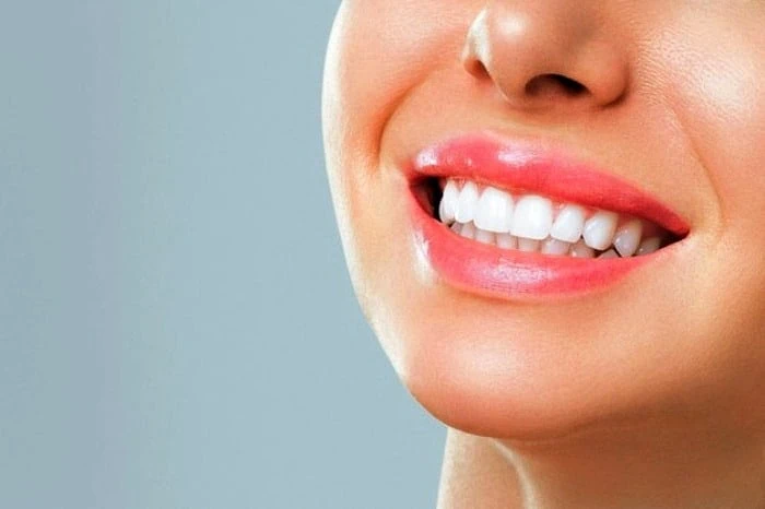 داشتن لبهای خوشرنگ