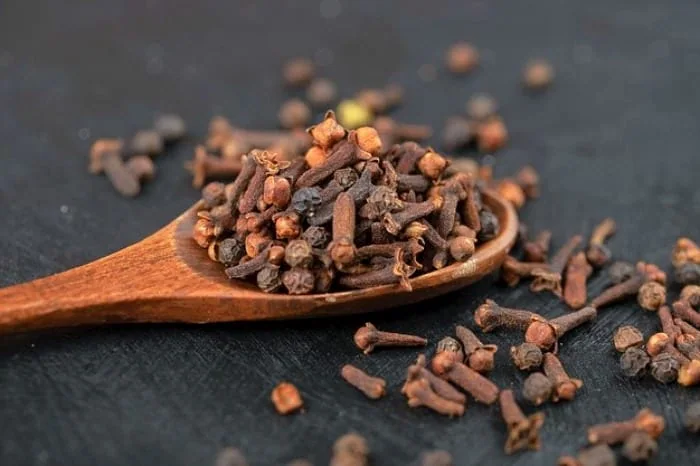 مزایای میخک
