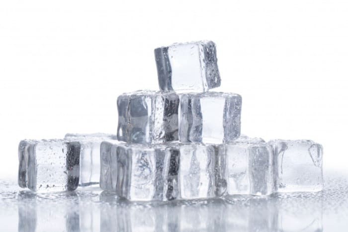 14 کاربرد یخ به غیر از خنک کردن نوشیدنی ها