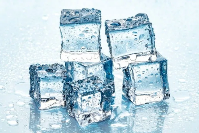 عوارض یخ خوردن