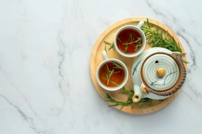  نوشیدن قهوه و چای با معده خالی 