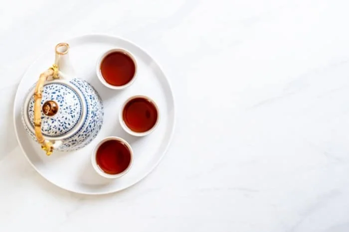 چای کهنه دم 